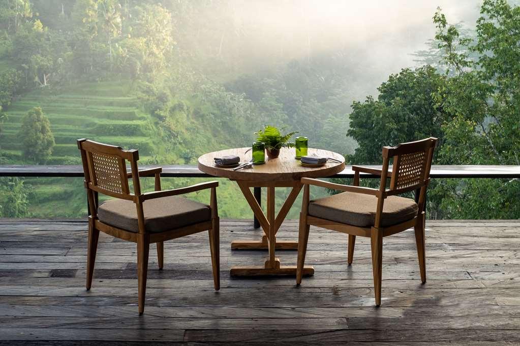 Buahan, A Banyan Tree Escape 파양간 레스토랑 사진